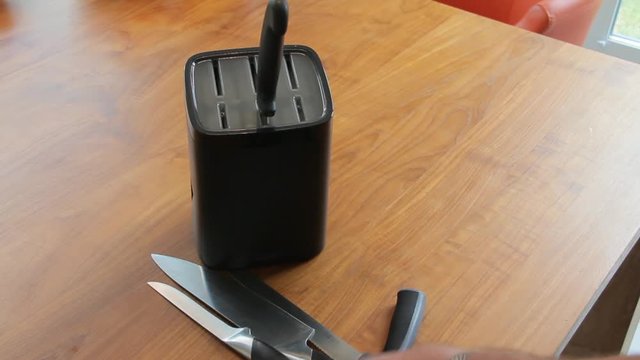 Plastic Knife Holder