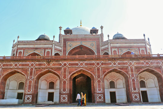 Mughal Emperor Humayun tomb was commissioned by his wife Bega Begum in 1569-70, designed by Persian architect Mirak Mirza. Many Mughal rulers lie buried here.