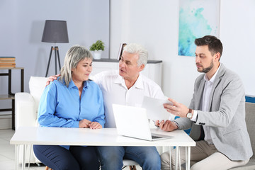 Obraz premium People working at office