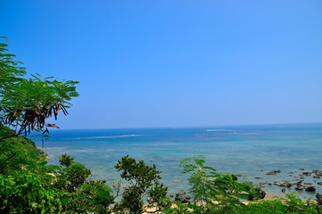 沖縄の海岸線