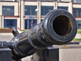 Muzzle ancient cannon close-up