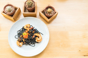 black spaghetti with shrimp