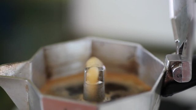Preparazione dle caff&egrave;