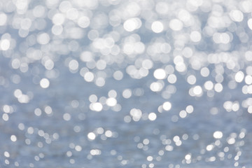 海面の反射ボケ 背景素材 © imacoconut