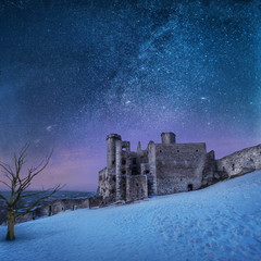 Milky Way over the ruins Ogrodzieniec castle - 138568594