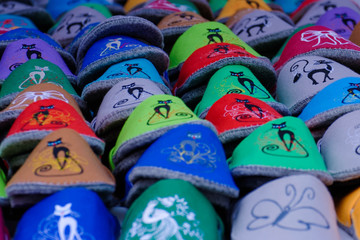 Slippers, home slippers, colorful slippers, wiolen slippers.