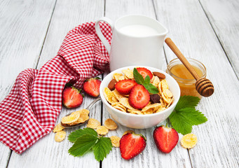 Muesli with strawberries