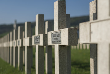 Tombe de soldats, cimetière militaire de Verdun