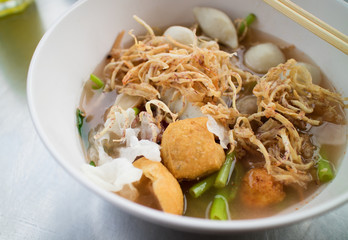 Narrow wet rice noodles with fish ball, Yen Ta Fo