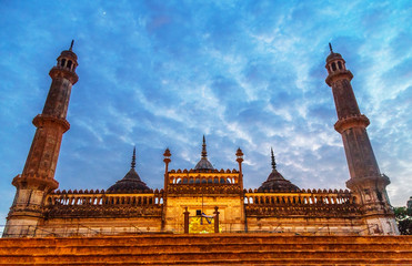 Fototapeta na wymiar Bada imambara Mosque in Lucknow where Muslims Pray during Eid and Ramzan