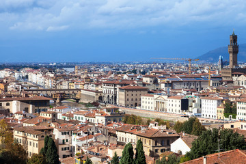 Fototapeta na wymiar above view of Florence city with bridge and palace