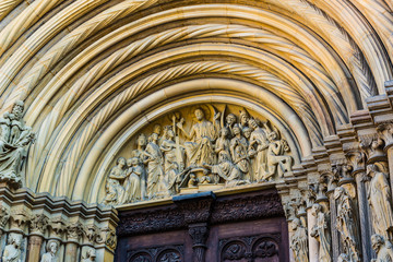 Fototapeta premium Carvings at the Fuersten Gate at Bamberg Cathedral