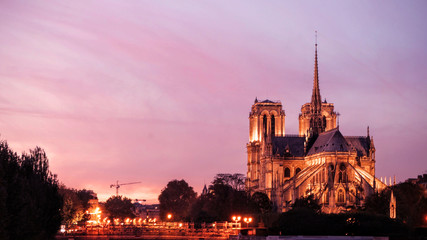 Beautiful Afternoon on the Seine River - Notre Dame de Paris - Sunset