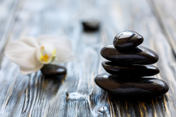 Basalt stones for massage.