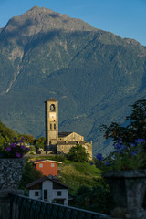 Fototapeta na wymiar Little church in beautiful province in Italy