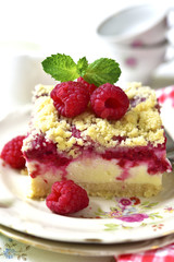 Cake with cottage cheese,raspberry and streusel.