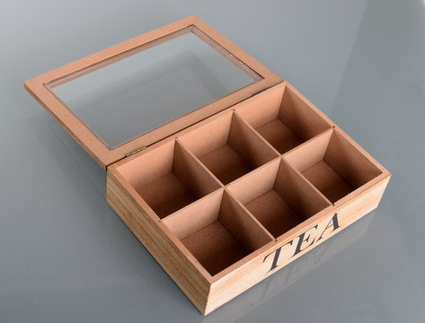 Wooden box for tea