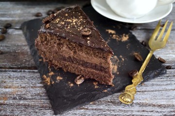 chocolate cake with tea