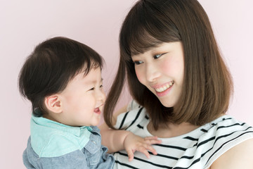 赤ちゃんとママ