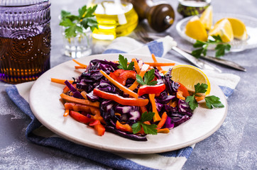 Salad of raw vegetables