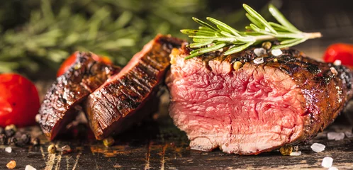 Fotobehang Steakhouse Filetvlees van de grill (grilltijd)