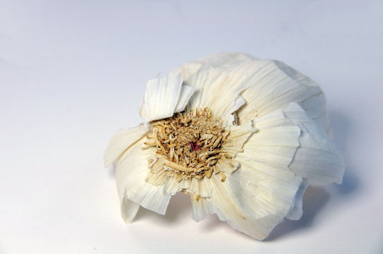 Texture of a garlic peel