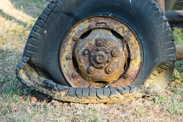 Fototapeta na wymiar The old tire.