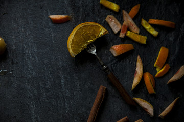 Fototapeta na wymiar bright slices oranges on the table