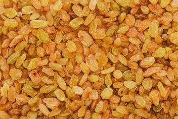 dried white, yellow or golden raisin sultana