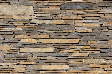 wall from flat stones