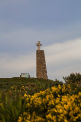 Fototapeta na wymiar Monument am westlichsten Punkt Kontinentaleuropas, Cabo da Roca, Portugal.