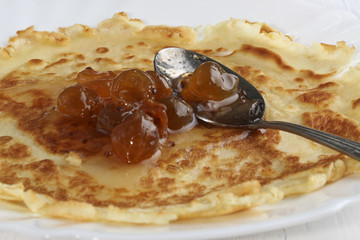 Gooseberriy jam on crispy pancake
