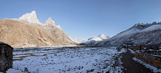 Panorama of the high resolution of the valley near Periche - Mt. Everest region, Nepal