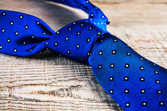 bow tie on a wooden background