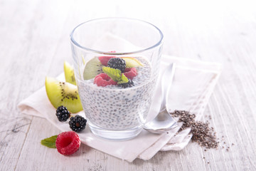 chia pudding and fruits