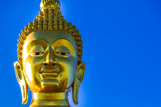 Golden large Buddha statue
