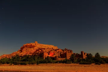 Fototapeten Kasbah Ait Ben Haddou at night in the Atlas mountains of Morocco © pwollinga