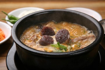 Sundae-gukbap.  Korean Sausage and Rice Soup.