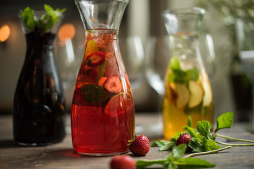 lemonade mix with glass