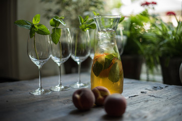 lemonade mix with glass