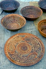 старая деревянная и глиняная посуда 