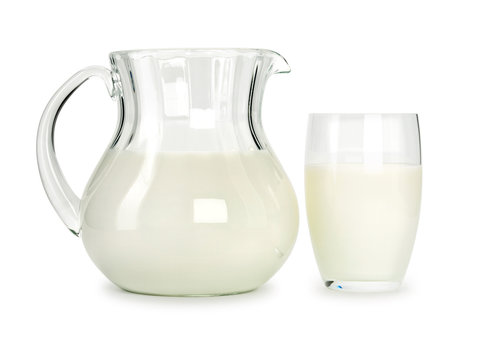 Ware from the glass, filled with milk