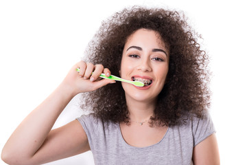 Time to brush the teeth !