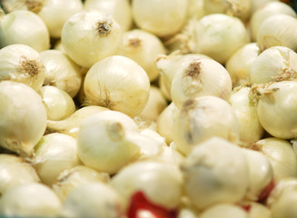 close up of garlic on market stand