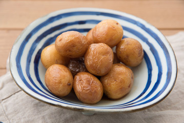 新じゃがの煮っころがし