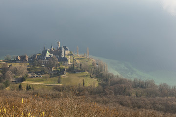 Lac du Bourget - Abbaye de Hautecombe - Savoie.