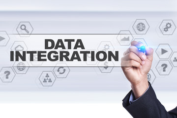 Businessman drawing on virtual screen. data integration concept.