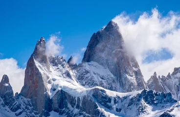 Wall murals Fitz Roy Argentina, Patagonia, Fitz Roy mountain partly in clouds, beautiful landscape.