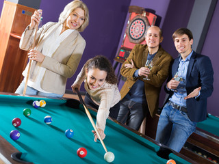 Fototapeta premium people having pool game