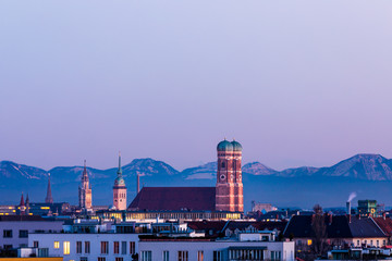 München Frauenkirche Alpen Panorama